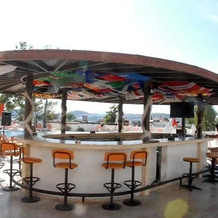 Club Pedalisa 公寓式酒店 3*