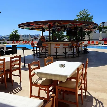 Ξενοδοχείο με διαμερίσματα Club Pedalisa