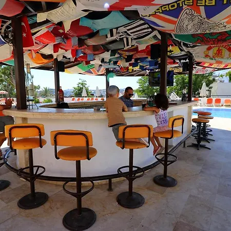 Ξενοδοχείο με διαμερίσματα Club Pedalisa Αλικαρνασσός