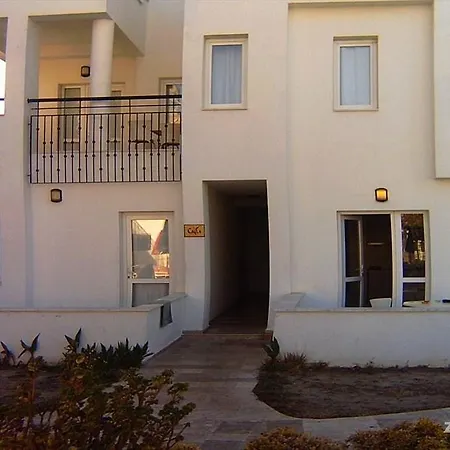 Ξενοδοχείο με διαμερίσματα Club Pedalisa 3*